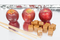 Cooking expert article: Halloween, Chompers and the Caramel Apple