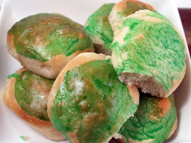 moldy dinner rolls