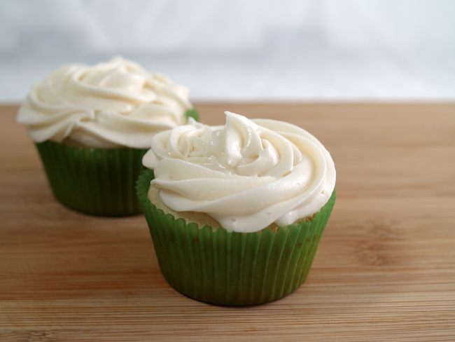 Vanilla Cupcakes For Two, Please