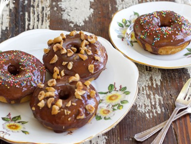 Banana Doughnuts with Nutella Glaze