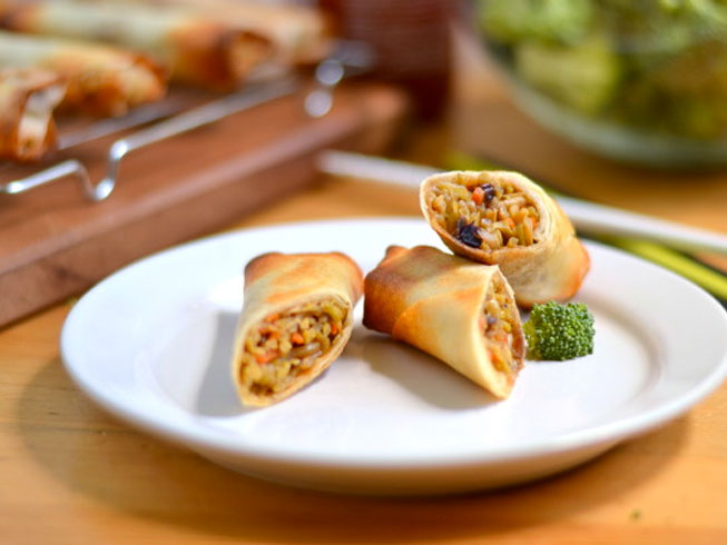 Crispy Baked Broccoli Sriracha Spring Rolls