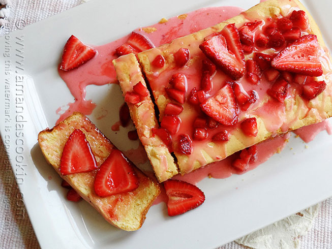 Lemon Cream Cheese Pound Cake With Strawberry Topping