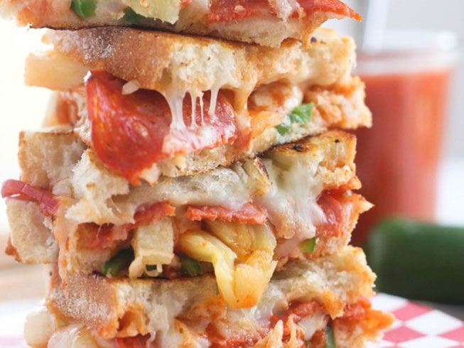 Spicy Hawaiian Pizza Grilled Cheese