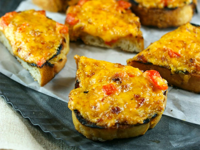 Gooey Pimento Cheese & Ham Crostini 