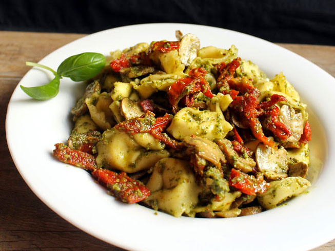 Pesto Tortellini with Mushrooms and Sun-Dried Tomatoes  (15 minute meal!)