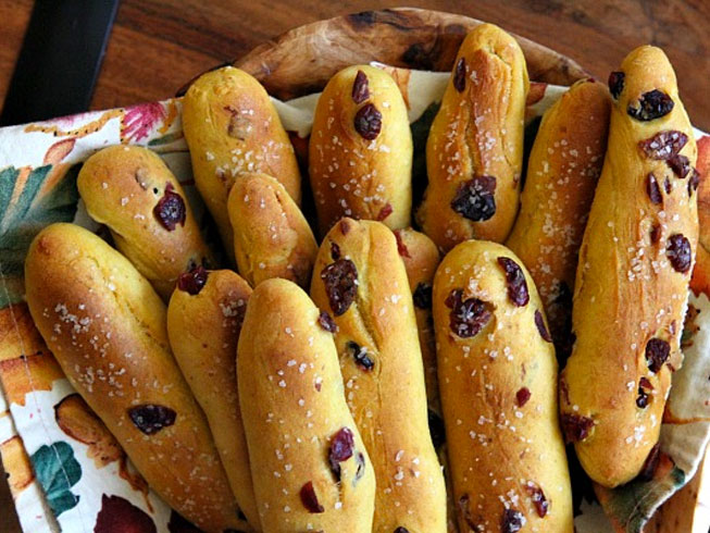 Pumpkin- Cranberry Breadsticks