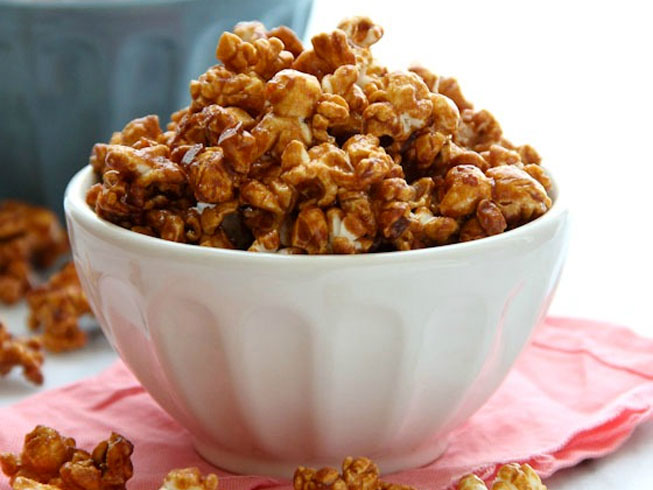 Vanilla Caramel Popcorn with Sea Salt