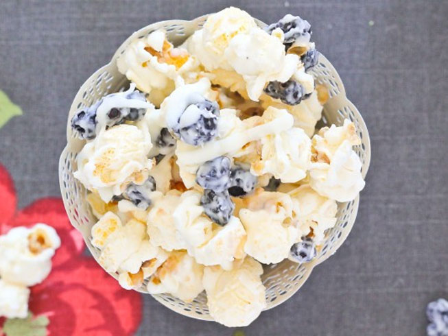 Blueberries and Cream Popcorn