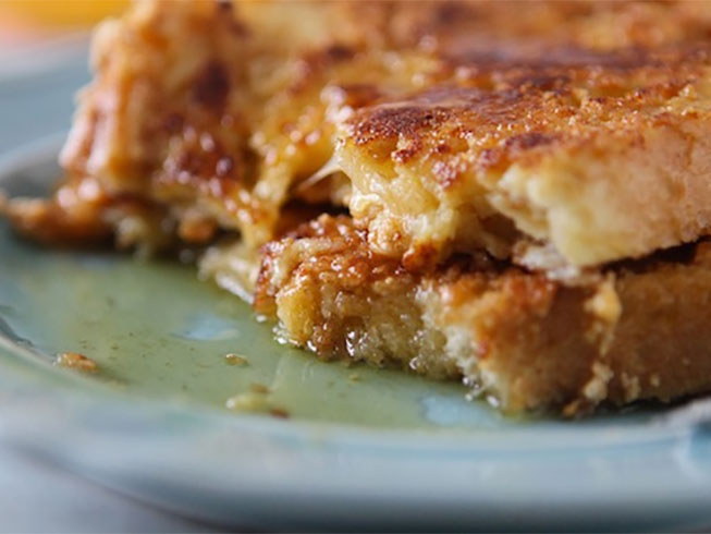 Cinnamon Toast Crunch Encrusted French Toast