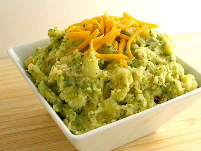 Broccoli Cheese Mashed Potatoes