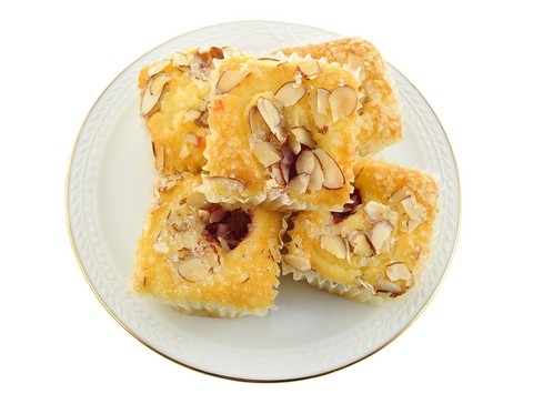 recipe for almond berry muffins