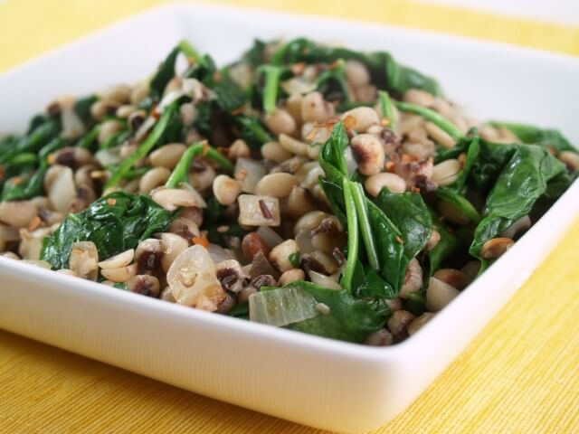 Black Eyed Peas with Spinach