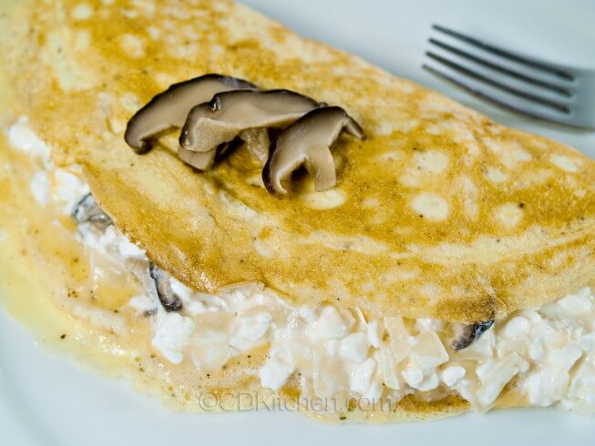 Quick Shiitake Mushroom Omelet